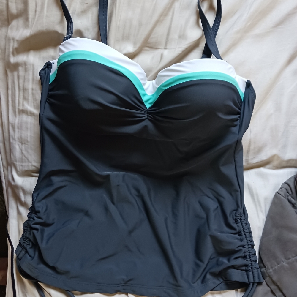 Black and White Women's Tankini Top